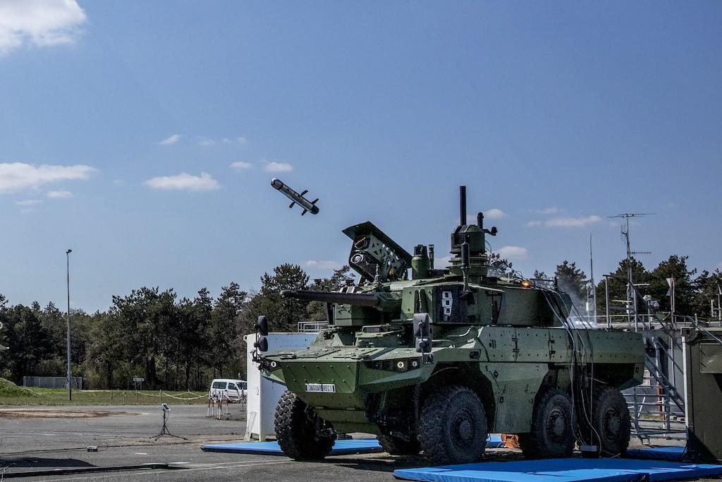 The first lock-on firing of an MMP medium-range missile from a Jaguar armoured reconnaissance and combat vehicle has take place