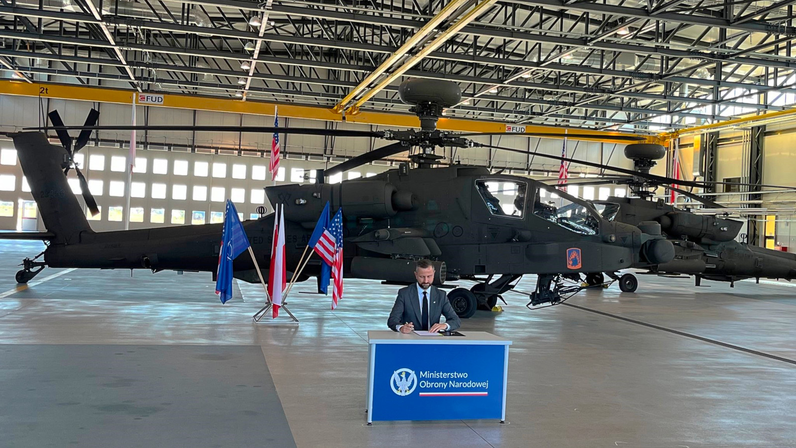 Poland Signs Agreement for 96 AH-64E Apache Helicopters