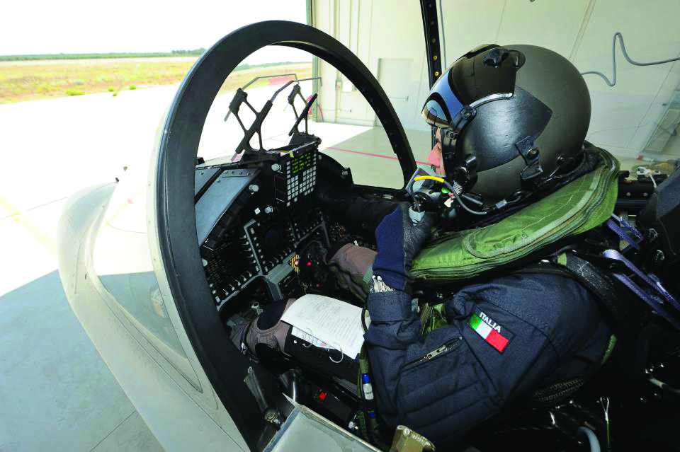 Leonardo Looks for More M-346 Deals